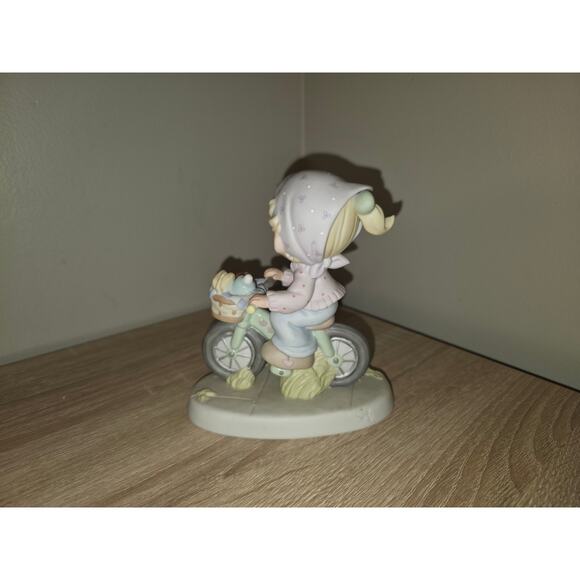 Precious Moments C0024 "The Road To A Friend Is Never Long" Enesco Figurine 5" - Picture 3 of 5